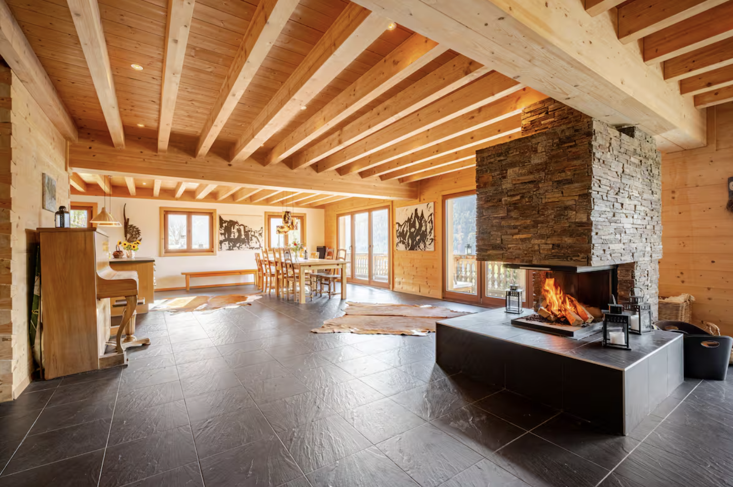 Modern 4BR Chalet